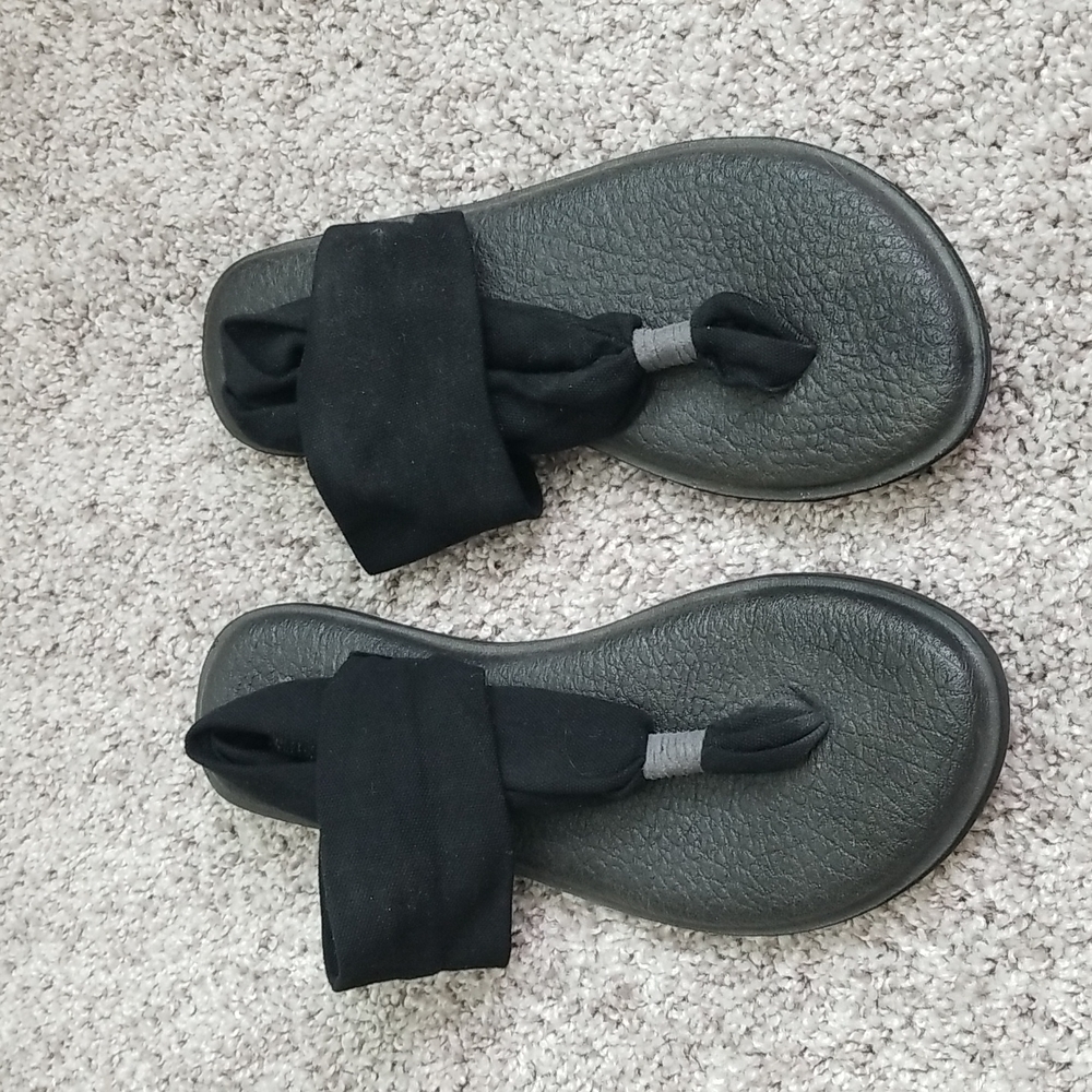 Sanuk sandals